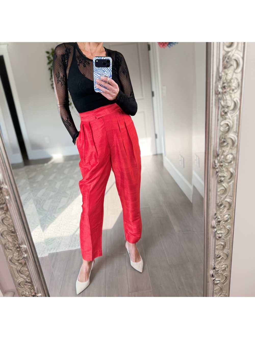 Julia Amory Red Silk Pleated High-Waisted Pants Size Small